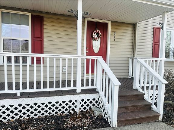3rd image of 841 Anne Ln