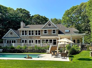385 Hands Creek Rd, East Hampton, NY 11937