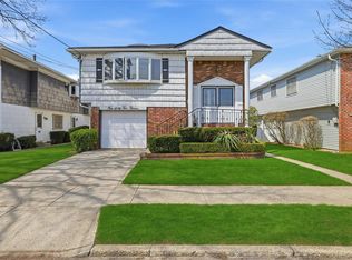 16212 88th St, Howard Beach, NY 11414