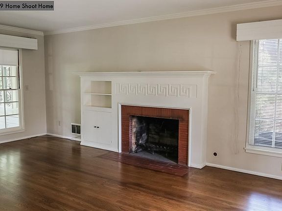 4th image of 1735 E California Blvd