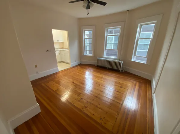 33 Everett Ave, Somerville, MA