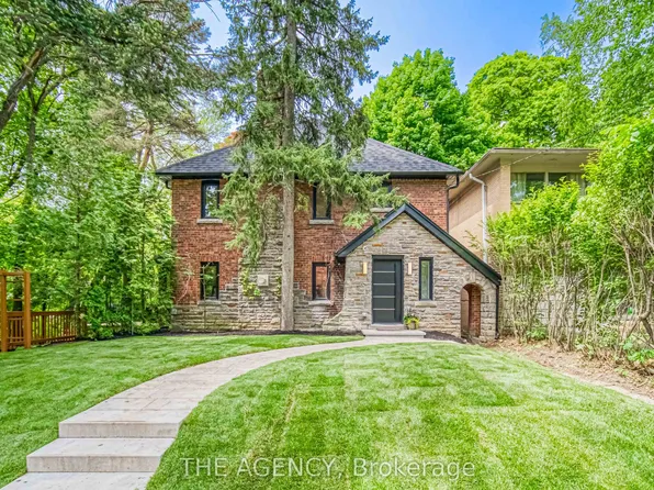 16 Duncannon Dr, Toronto, ON M5P 2M1