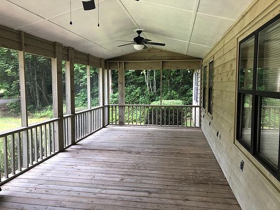Large screen porch