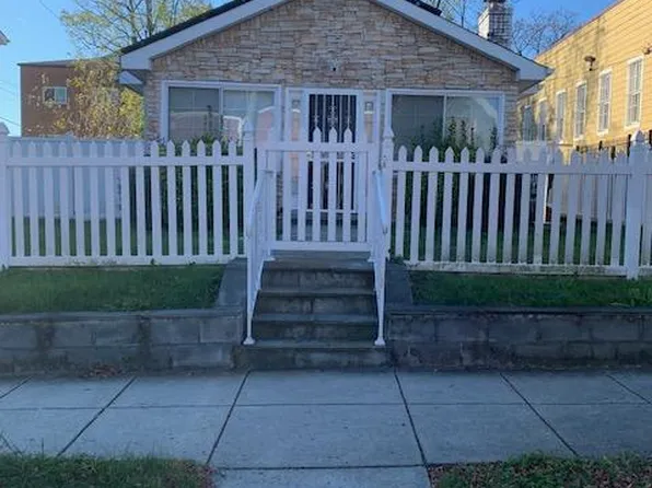 5221 Call Pl SE #5221, Washington, DC 20019