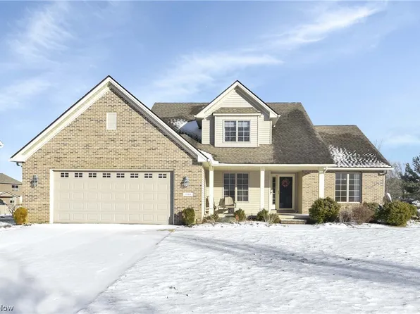 1066 Coopers Run, Amherst, OH 44001