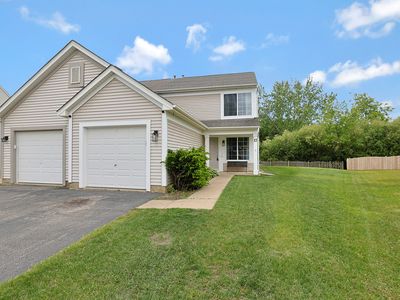 17 Ronan Ct, Lake In The Hills, IL, 60156