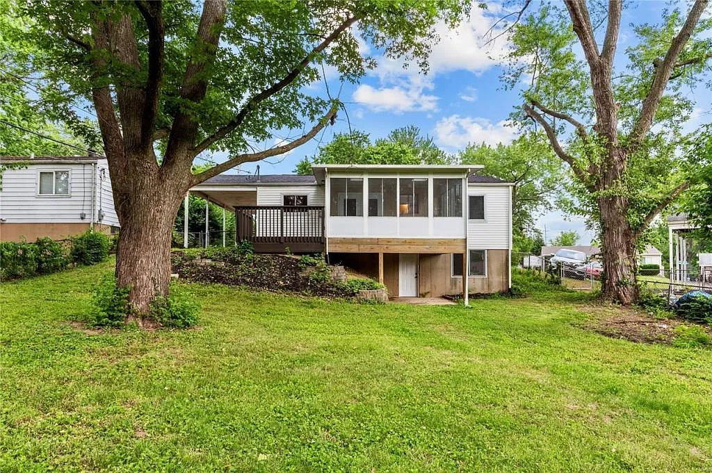 4809 Cherry Blossom Ln — Photo 2