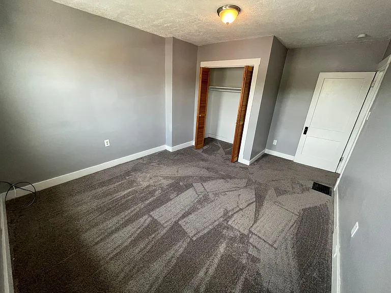 1329 Illinois Ave — Photo 19
