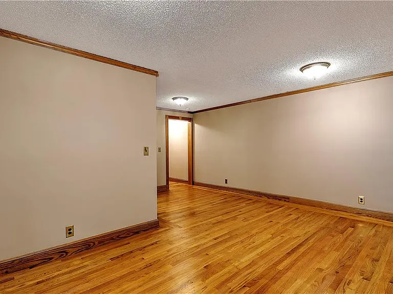274 S Main St #28 — Photo 8