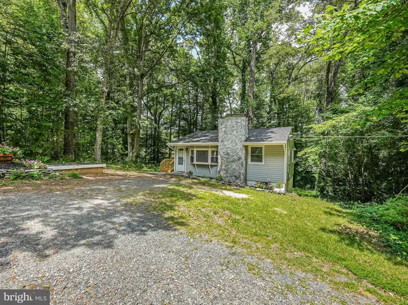 15 Glade Dr, Stafford, VA 22556