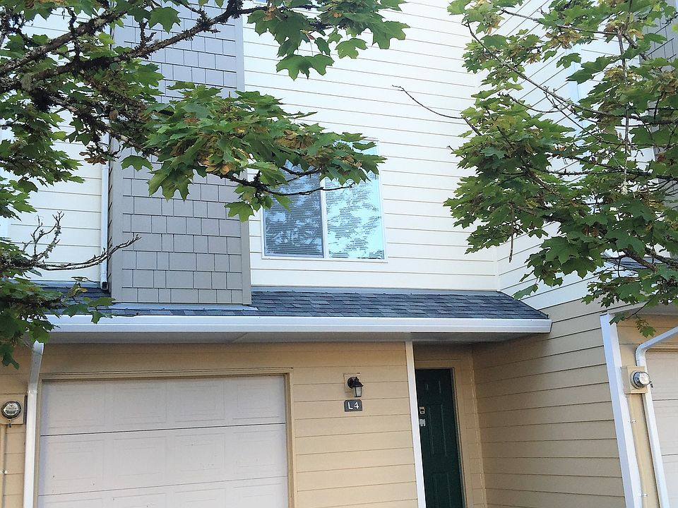 Condo In Salmon Creek W/Garage