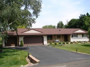 4634 Meadowlark St, Cottage Grove, WI 53527