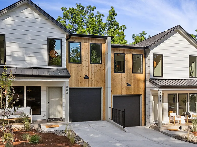 1883 Starlight Dr NW — Photo 3