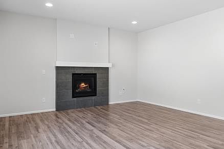 5th image of 2730 Saga Ct NE