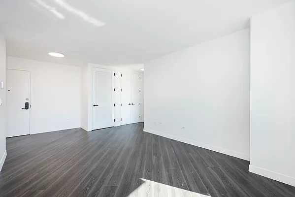 Rented by The Dermot Realty Management Company | media 20