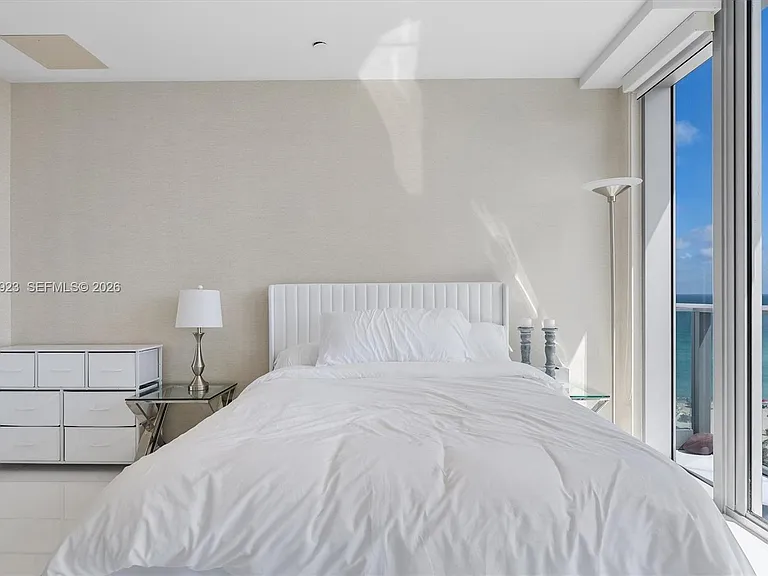 17475 Collins Ave #503 — Photo 36