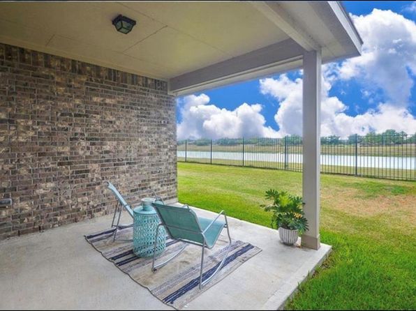 19739 Amber Village Ln