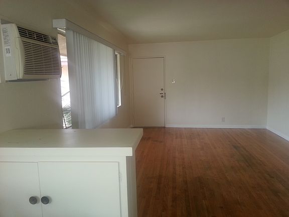 Kitchen to Living Room