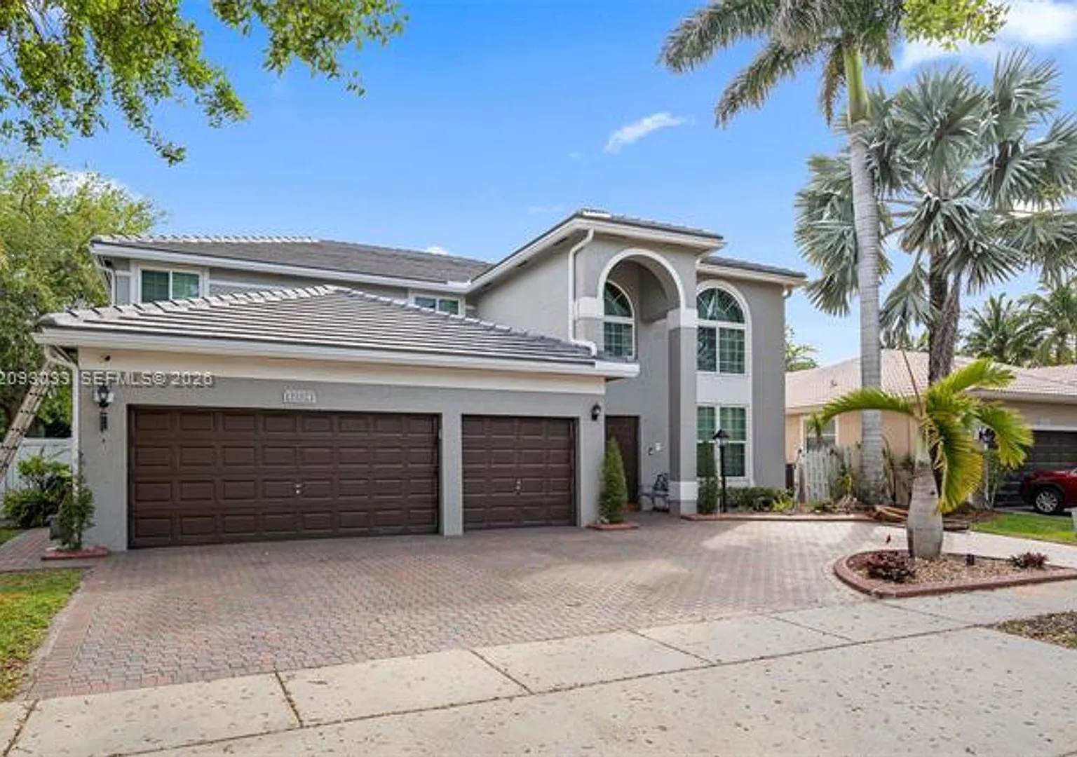 12724 NW 18th Ct # 12724, Pembroke Pines, FL 33028 — Photo 2