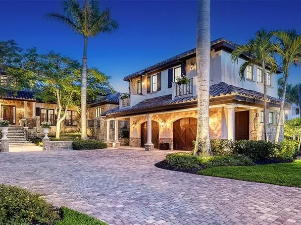 265 Cedar Park Cir, Sarasota, FL 34242