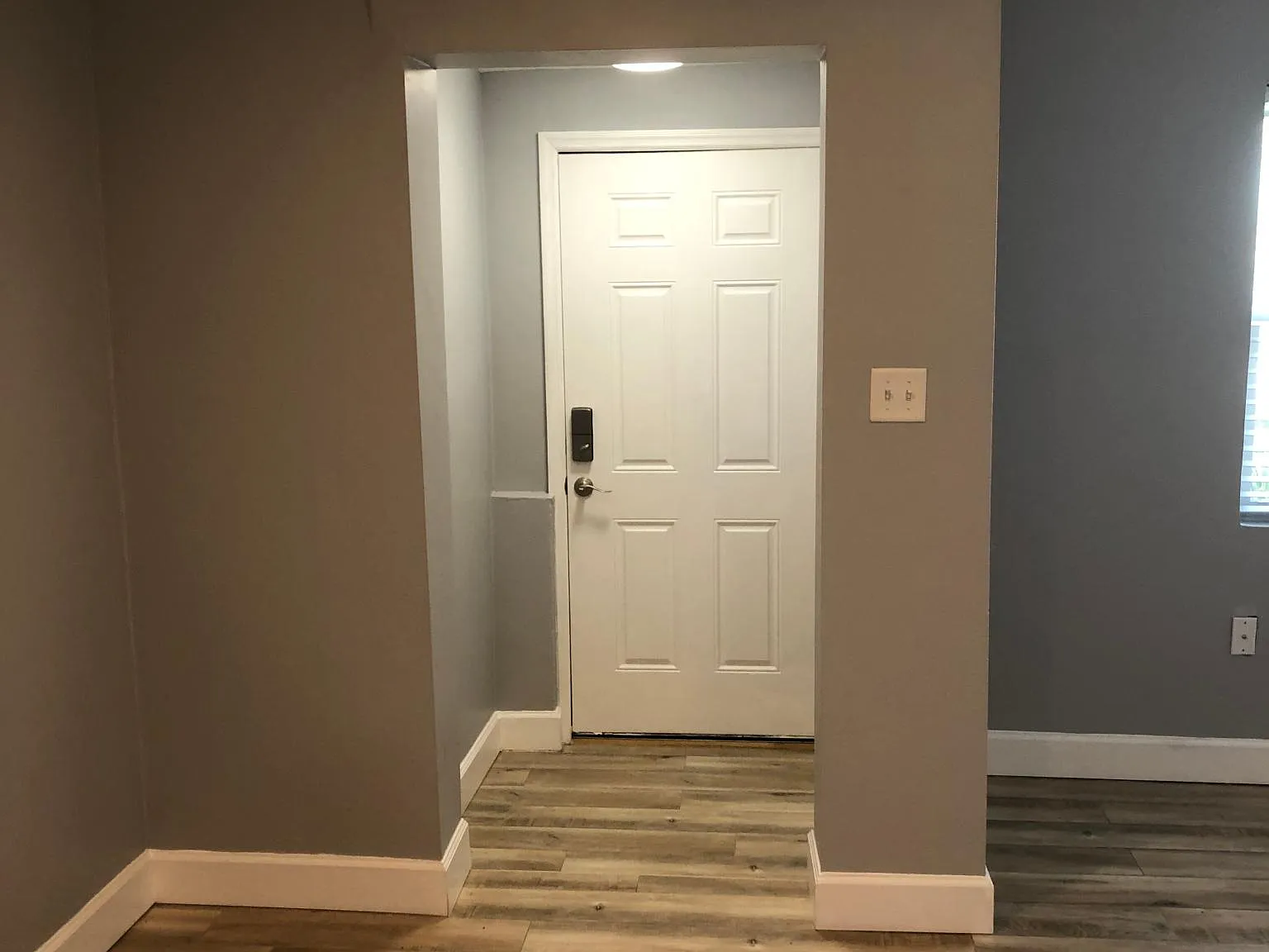 4355 San Juan Ave — Photo 2