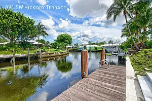 891 SW Hickory Terrace Pool Waterfront — Photo 3