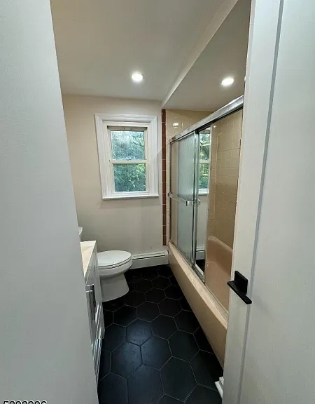 536 Broughton Ave — Photo 9