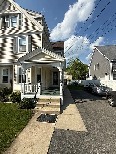 9-11 Rockland St #9 Photo 1