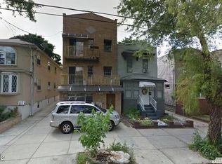 6824 65th St, Ridgewood, NY 11385