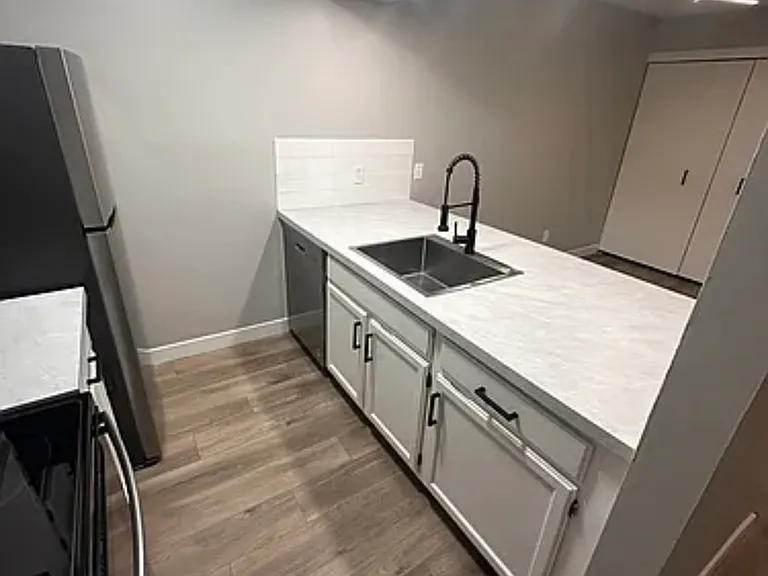 Legacy at Shoreline Apartments — Photo 10