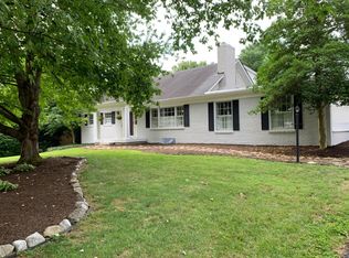 1112 Lane Allen Rd, Lexington, KY 40504