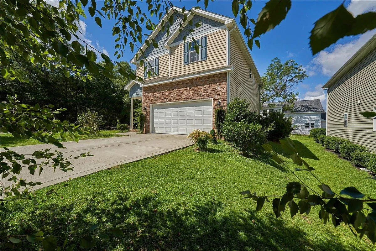 510 W New Hampshire Ave — Photo 3