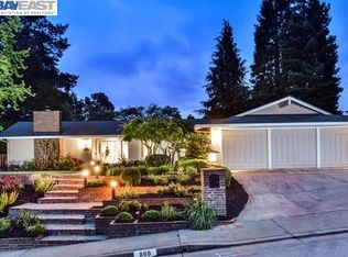 888 Dolphin Dr, Danville, CA