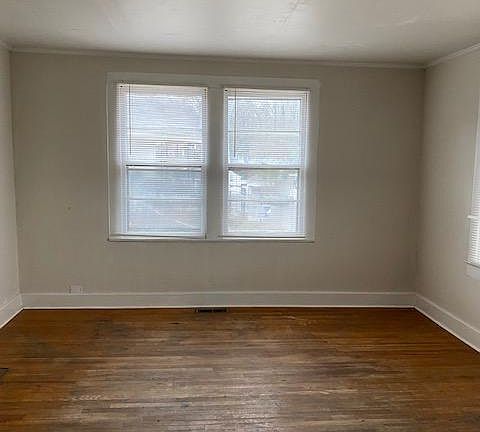4th image of 1008 W 6th Ave
