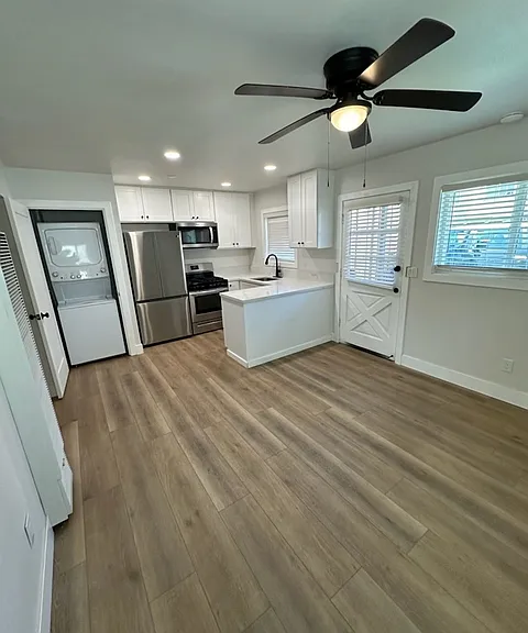 363 Roosevelt St #3 — Photo 1