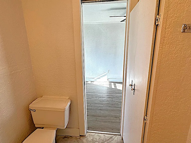 1521 Blaine St #3 — Photo 5