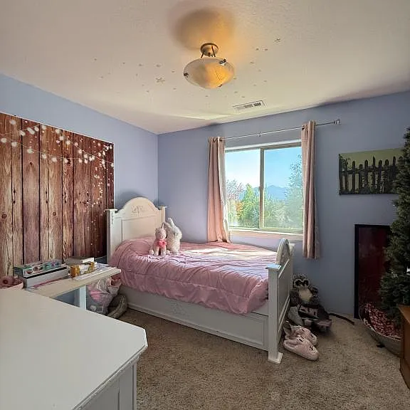 1176 NE Bonney Doon Ln — Photo 11