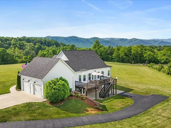 563 Mayberry Rd, Jonesborough, TN 37659