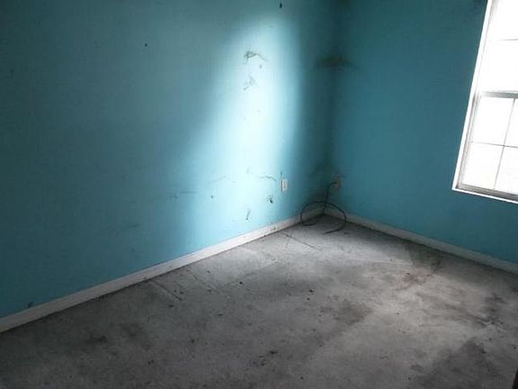 5th image of 3784 Glover Ln