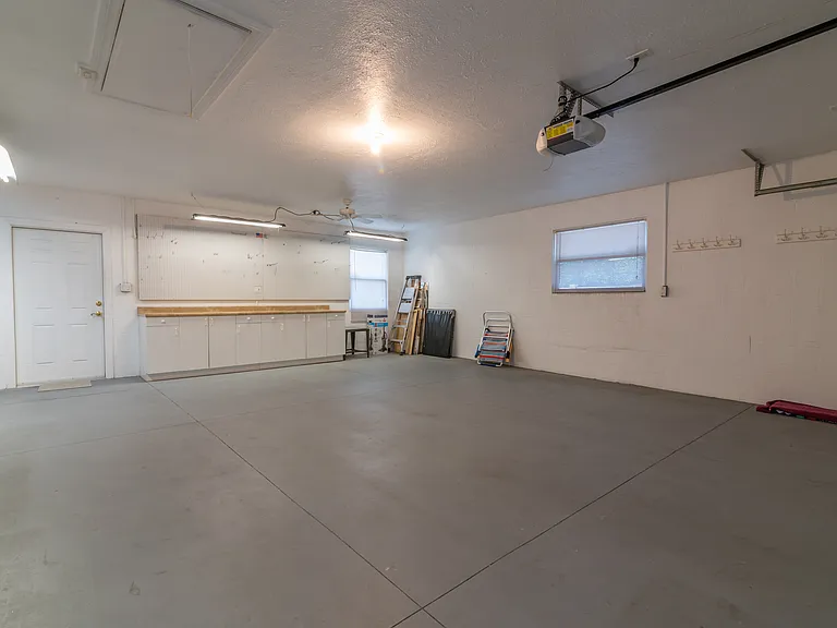 2130 Pinehurst St — Photo 19