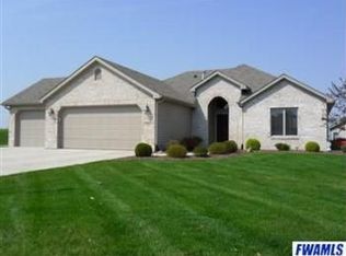 1821 E Inverness Cir, Columbia City, IN 46725