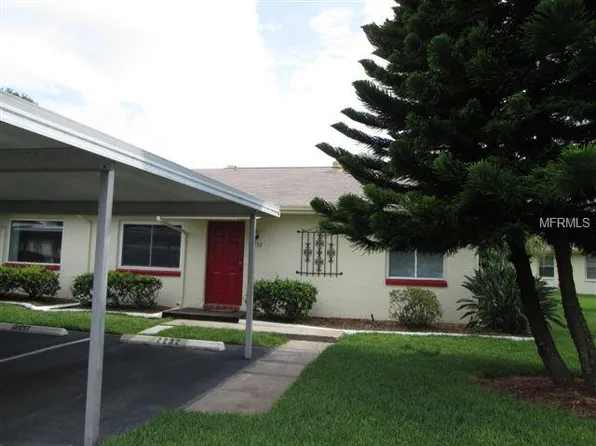 2232 Greenwich Dr, Sun City Center, FL 33573