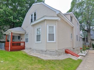 11 Pemberton St, Worcester, MA 01610