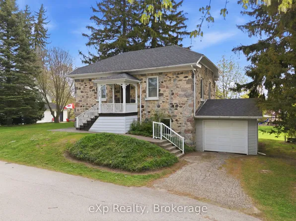 208 Mary St, Brockton, ON N0G 2V0