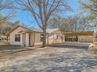 12177 Pearsall Rd, Atascosa, TX 78002
