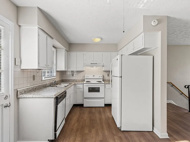 3395 Montavesta Rd — Photo 19