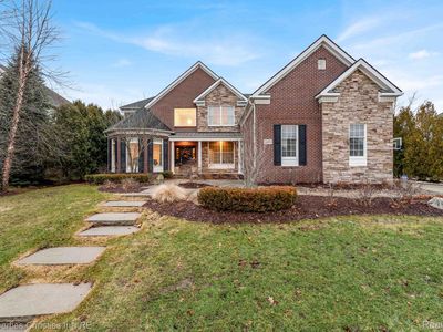 24329 Saybrook Ct, Novi, MI, 48374