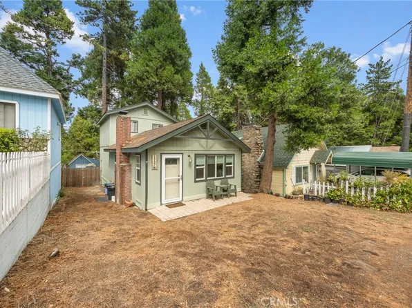 23376 Crestline Rd, Crestline, CA 92325