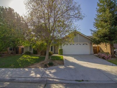 6647 N Bain Ave, Fresno, CA, 93722
