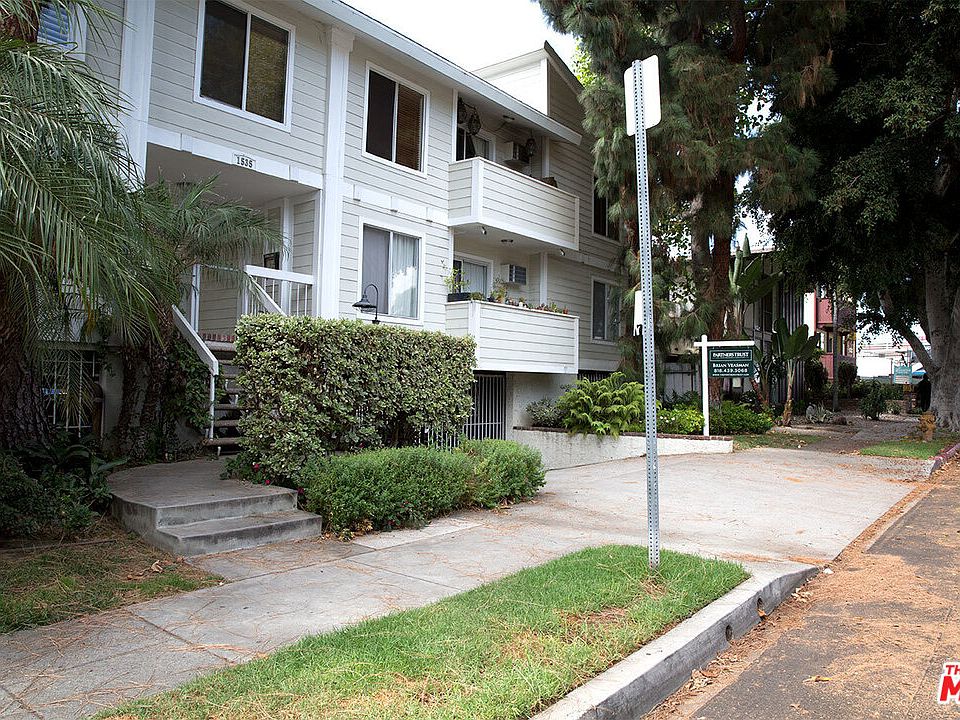 1st image of 1535 Granville Ave APT 209